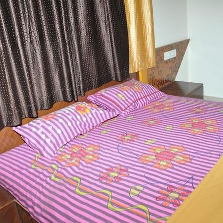 Om Rs Fog Villa อิกัตปุรี ภายนอก รูปภาพ