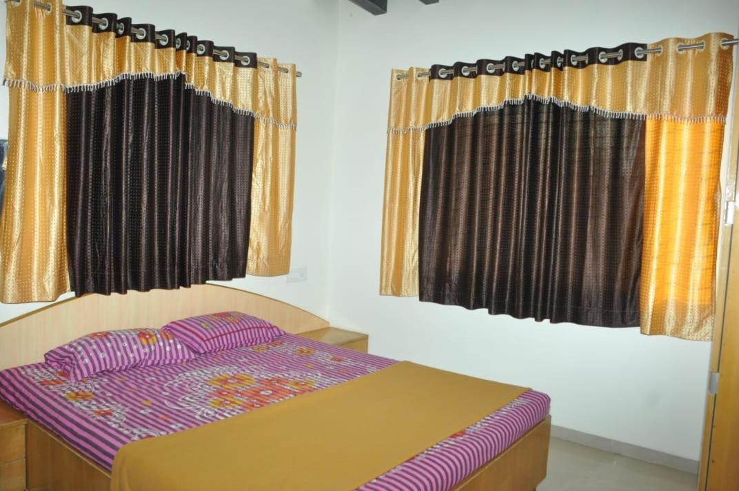 Om Rs Fog Villa อิกัตปุรี ภายนอก รูปภาพ
